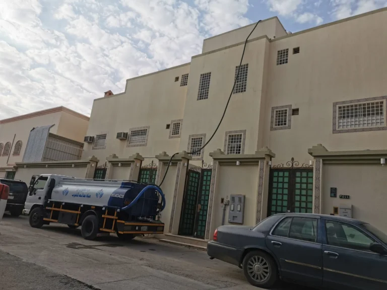 وايت ماء صغير 6 طن في الرياض